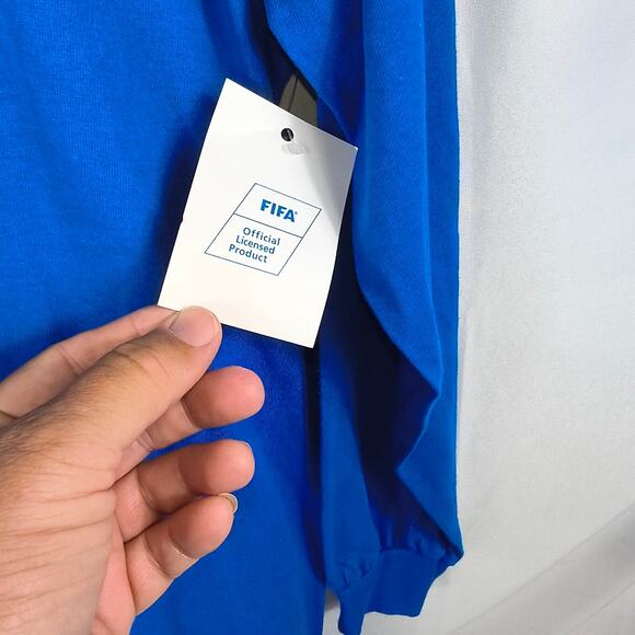 Womens World Cup 2019 S Long Sleeve T-Shirt FIFA NWT USWNT - Picture 3 of 8